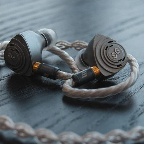 Effect Audio x Elysian Acoustic Lab Pilgrim Noir